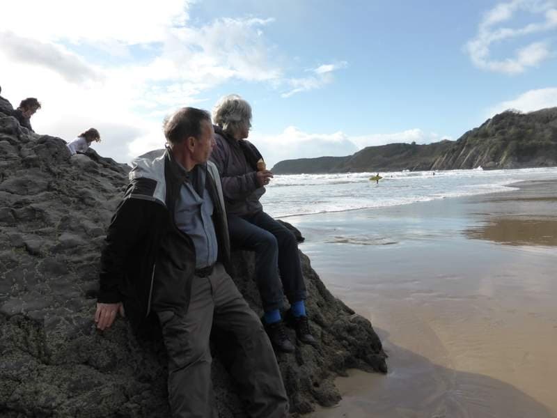 The owners on the rocks at the bay